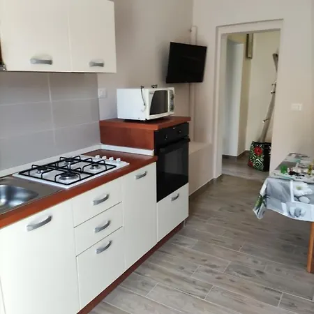 Paria A Mare Apartmán Praia a Mare